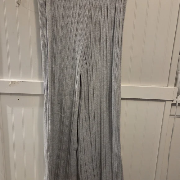 Aerie Heather Gray Ribbed Lounge Pants - Picture 1 of 6
